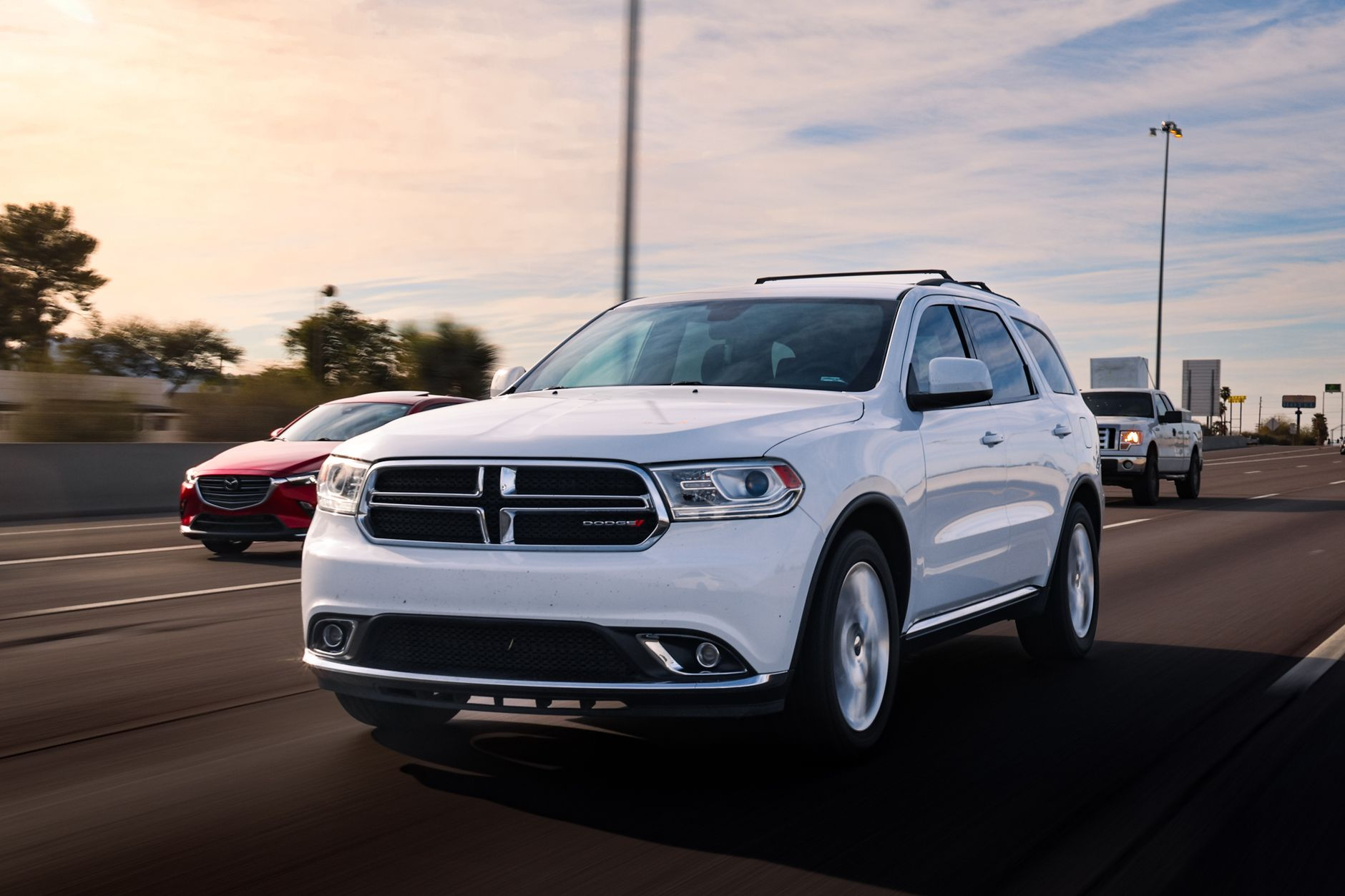 Jak sprawnie i bezpiecznie sprzedać niszowy SUV na marketplace - na przykładzie Dodge Durango